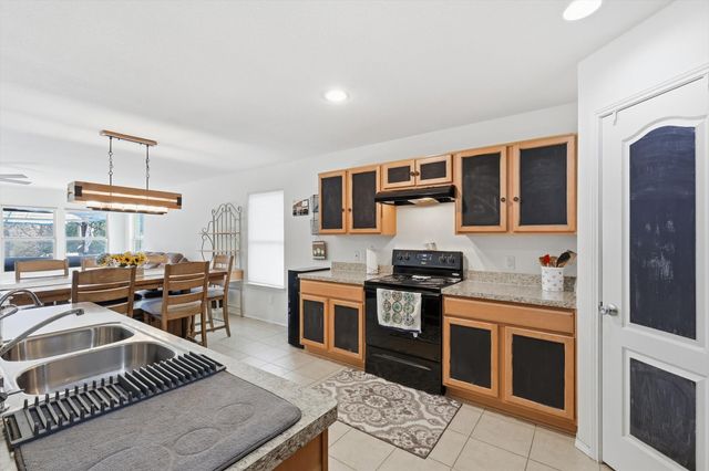 408 Payne Street, Cedar Hill, TX 75104