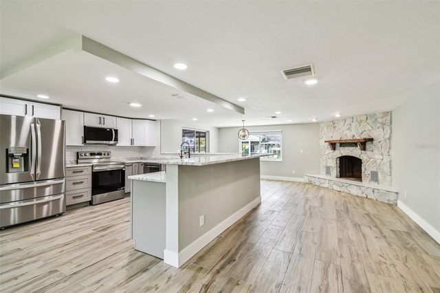 13909 BERKOWITZ AVENUE, Hudson, FL 34667