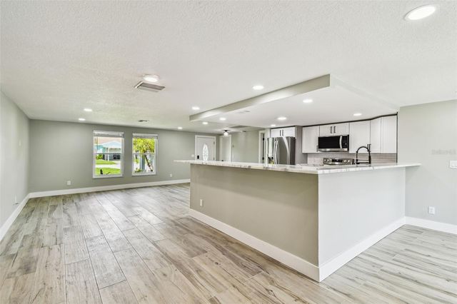 13909 BERKOWITZ AVENUE, Hudson, FL 34667