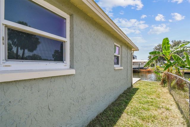 13909 BERKOWITZ AVENUE, Hudson, FL 34667