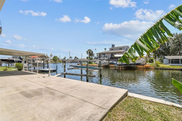 13909 BERKOWITZ AVENUE, Hudson, FL 34667