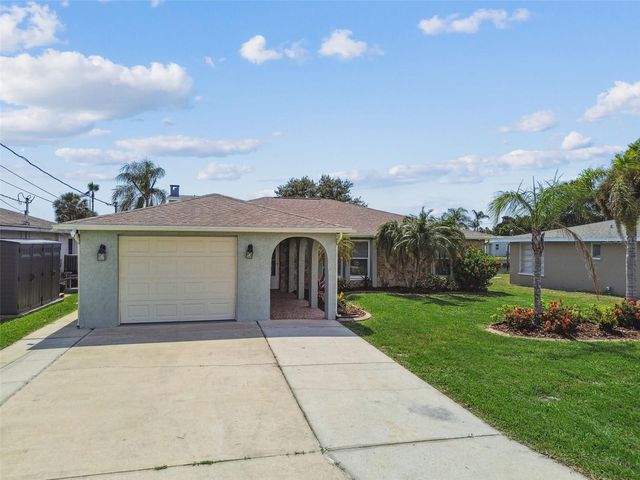 13909 BERKOWITZ AVENUE, Hudson, FL 34667