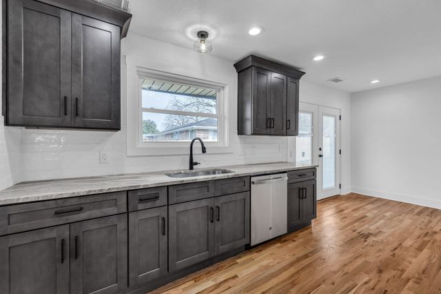 47 Elaine Circle, Fort Oglethorpe, GA 30742