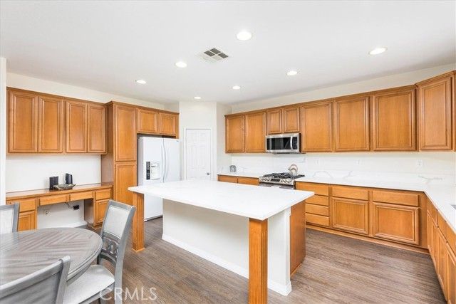 31705 Middlebrook, Menifee, CA 92584