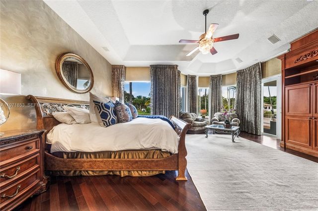 3520 Paddock Rd, Weston, FL 33331