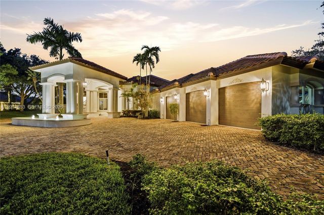 3520 Paddock Rd, Weston, FL 33331