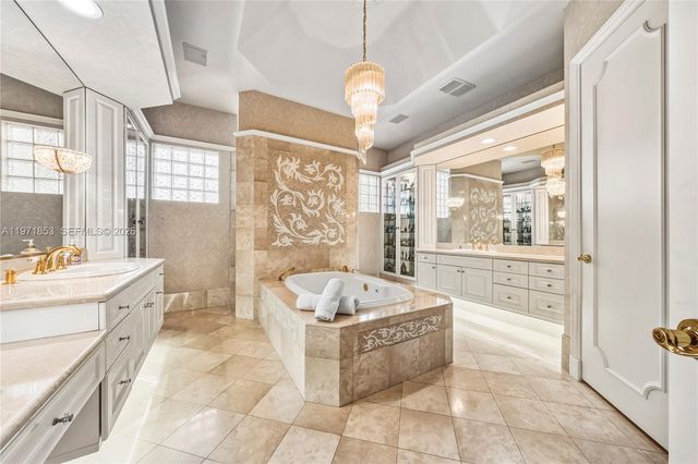 3520 Paddock Rd, Weston, FL 33331