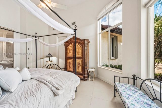 3520 Paddock Rd, Weston, FL 33331