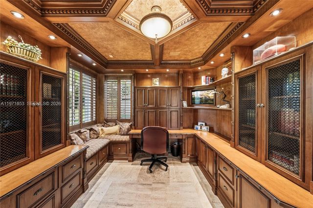 3520 Paddock Rd, Weston, FL 33331