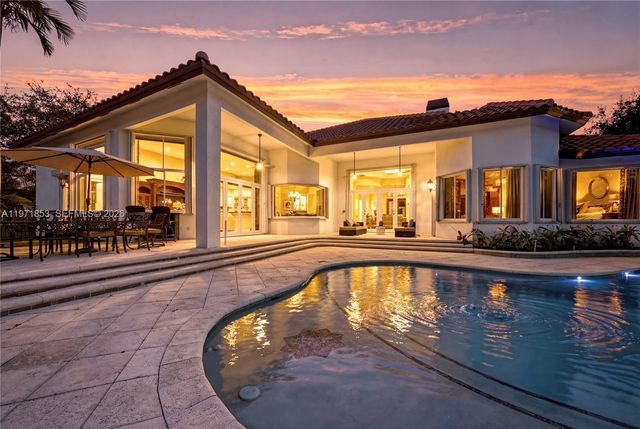 3520 Paddock Rd, Weston, FL 33331