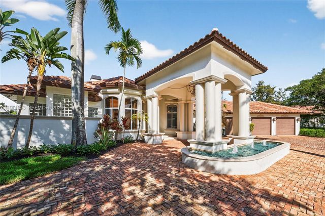 3520 Paddock Rd, Weston, FL 33331