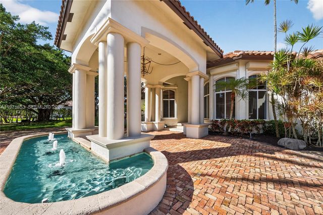 3520 Paddock Rd, Weston, FL 33331