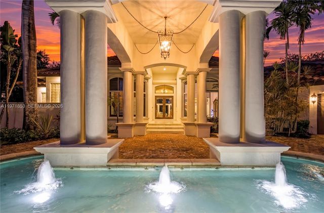 3520 Paddock Rd, Weston, FL 33331