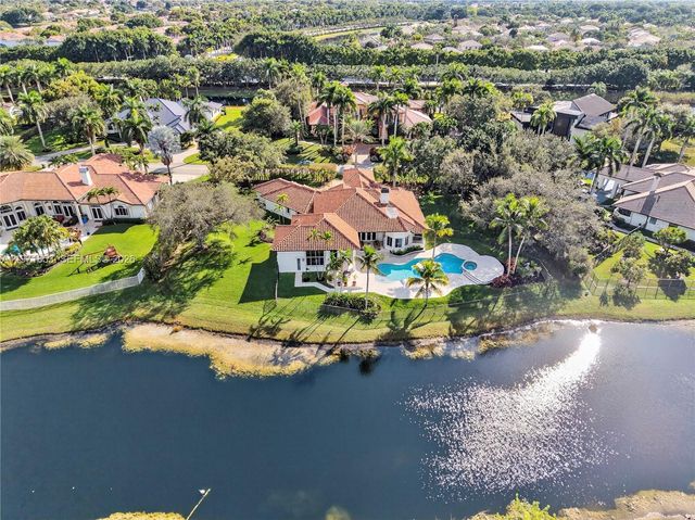 3520 Paddock Rd, Weston, FL 33331