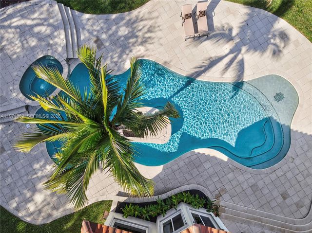 3520 Paddock Rd, Weston, FL 33331