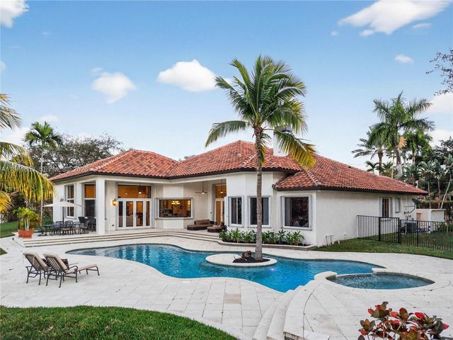 3520 Paddock Rd, Weston, FL 33331