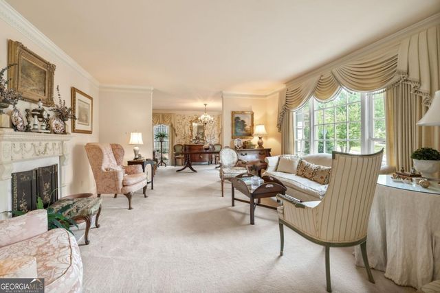 885 Glenwood Drive, Gainesville, GA 30501