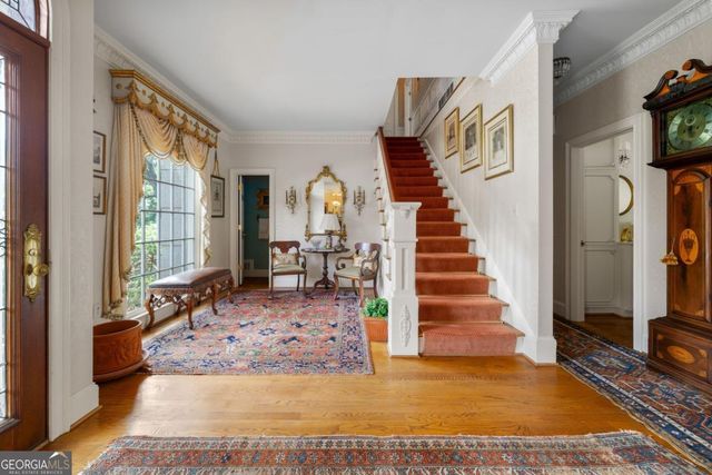 885 Glenwood Drive, Gainesville, GA 30501