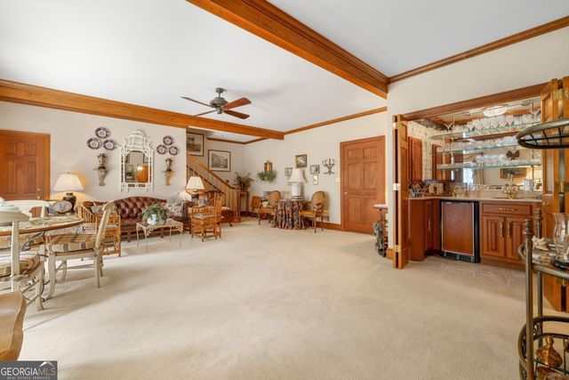 885 Glenwood Drive, Gainesville, GA 30501