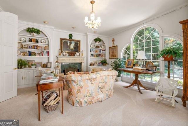 885 Glenwood Drive, Gainesville, GA 30501