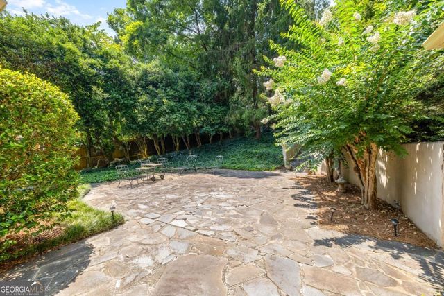 885 Glenwood Drive, Gainesville, GA 30501