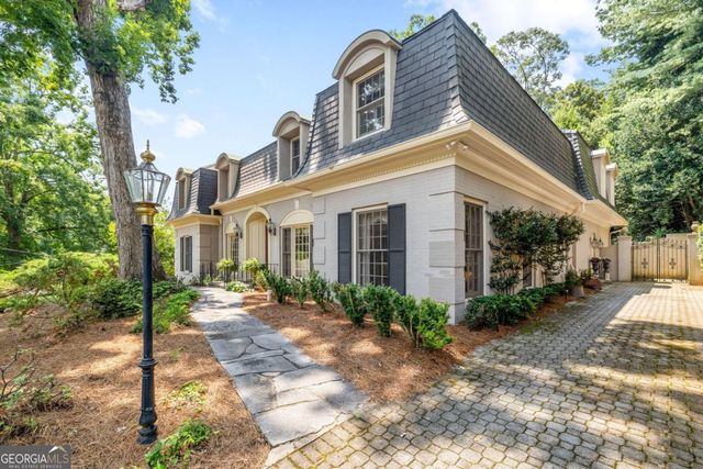 885 Glenwood Drive, Gainesville, GA 30501