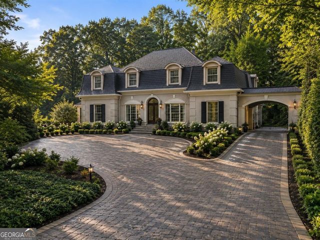 885 Glenwood Drive, Gainesville, GA 30501