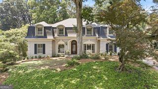 885 Glenwood Drive, Gainesville, GA 30501