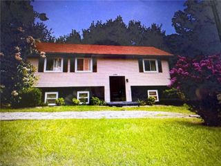7098 E Fork Road, High Point, NC 27265