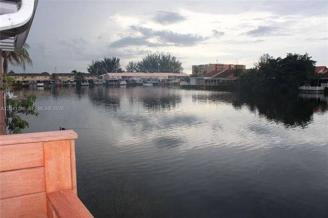 5446 W 26th Ave C-20, Hialeah, FL 33016