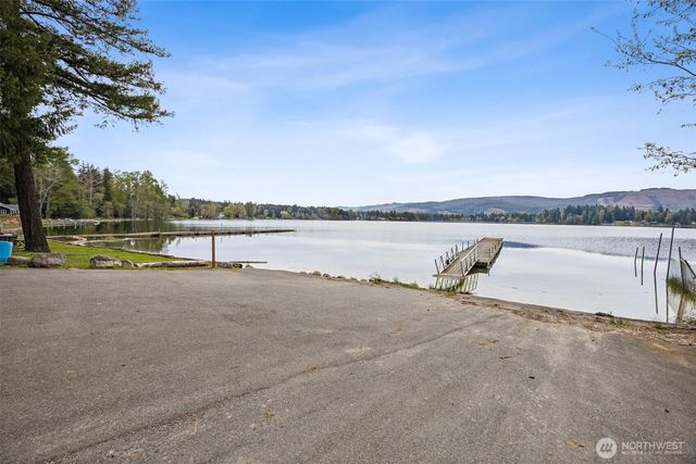 15418 Scenic Shores Drive SE, Yelm, WA 98597