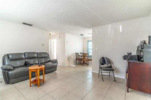 2433 CHASE AVENUE, Sanford, FL 32771