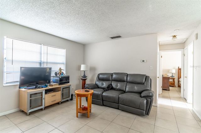 2433 CHASE AVENUE, Sanford, FL 32771