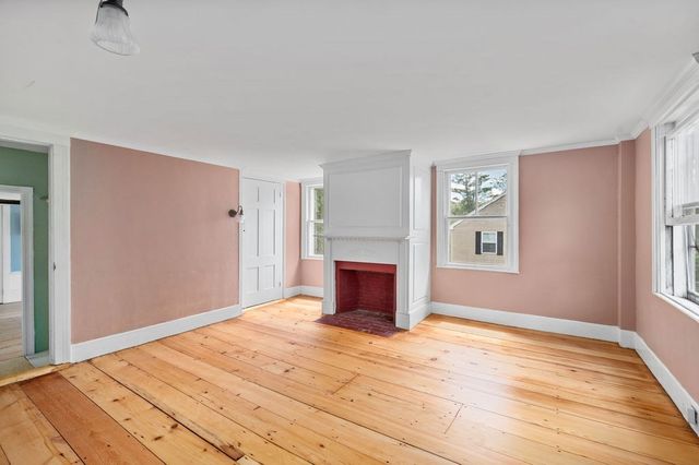 42 Elm Street, Georgetown, MA 01833