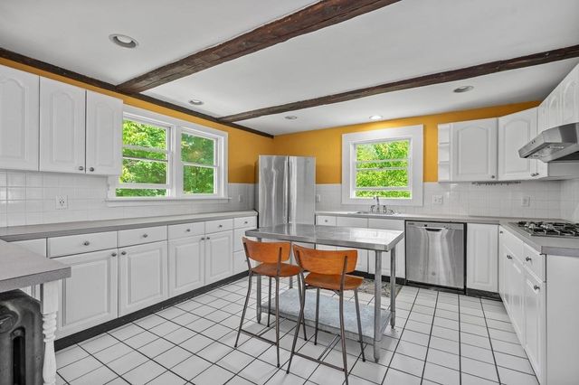 42 Elm Street, Georgetown, MA 01833