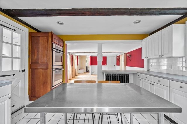 42 Elm Street, Georgetown, MA 01833