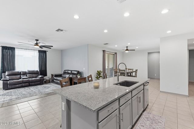 17810 W STRAIGHT ARROW Lane, Surprise, AZ 85387