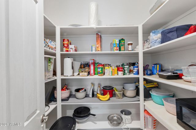 17810 W STRAIGHT ARROW Lane, Surprise, AZ 85387