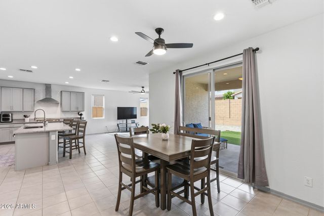 17810 W STRAIGHT ARROW Lane, Surprise, AZ 85387