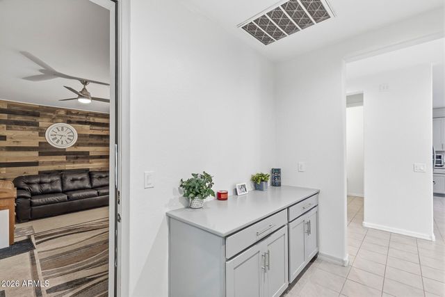 17810 W STRAIGHT ARROW Lane, Surprise, AZ 85387