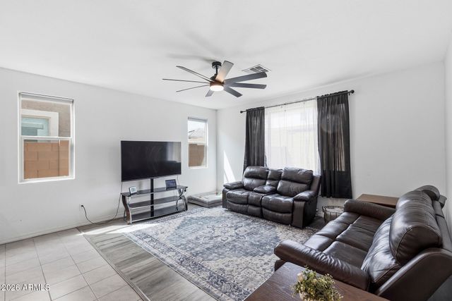 17810 W STRAIGHT ARROW Lane, Surprise, AZ 85387