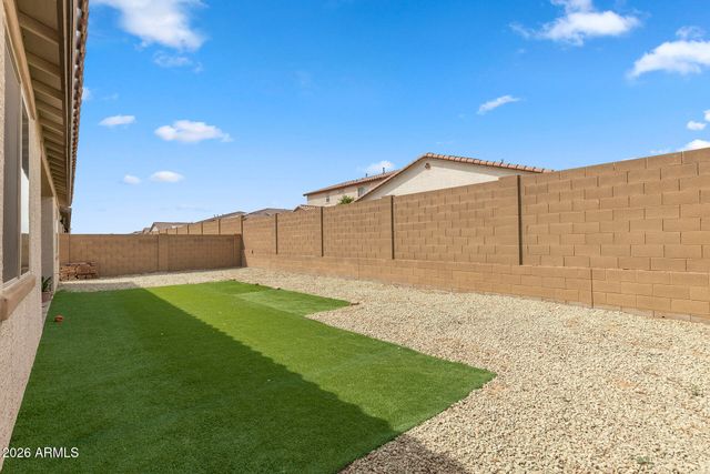 17810 W STRAIGHT ARROW Lane, Surprise, AZ 85387