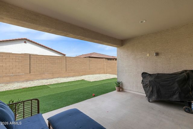 17810 W STRAIGHT ARROW Lane, Surprise, AZ 85387