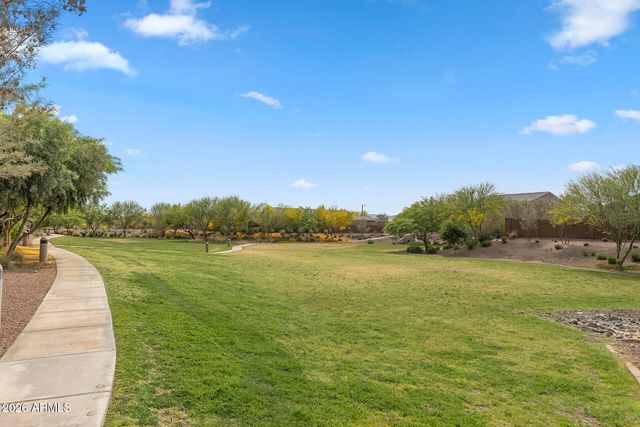 17810 W STRAIGHT ARROW Lane, Surprise, AZ 85387