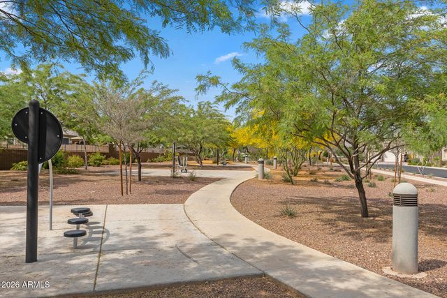 17810 W STRAIGHT ARROW Lane, Surprise, AZ 85387