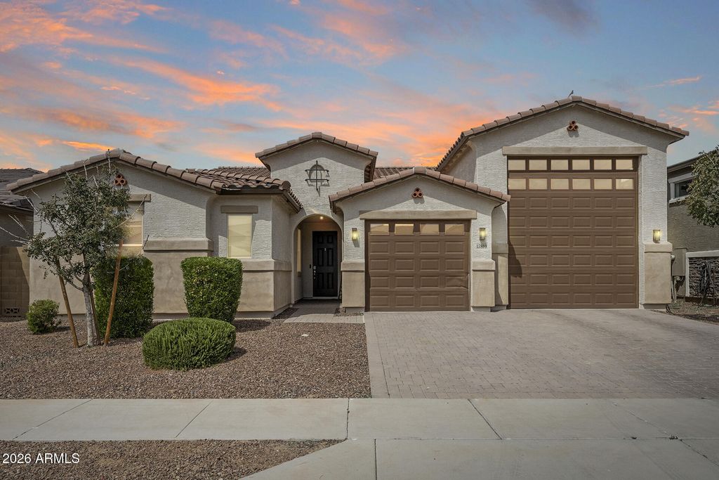 17810 W STRAIGHT ARROW Lane, Surprise, AZ 85387