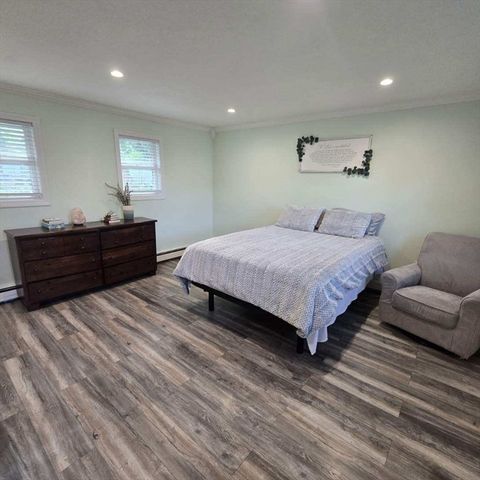 44 Leahy Rd, Brockton, MA 02302