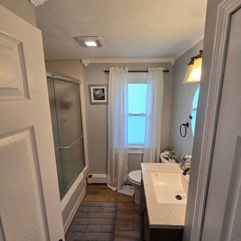 44 Leahy Rd, Brockton, MA 02302