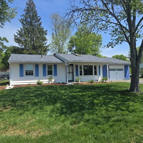 44 Leahy Rd, Brockton, MA 02302