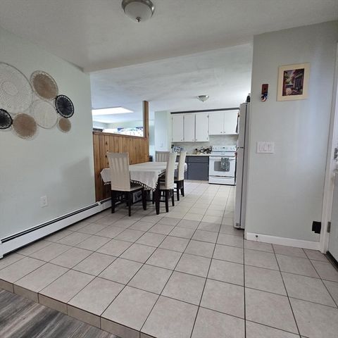 44 Leahy Rd, Brockton, MA 02302